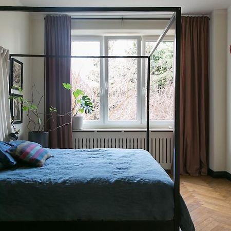 Dark Blue Apartment Варшава Екстериор снимка