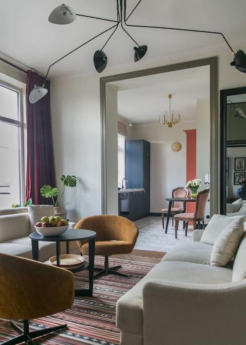 Dark Blue Apartment Варшава Екстериор снимка